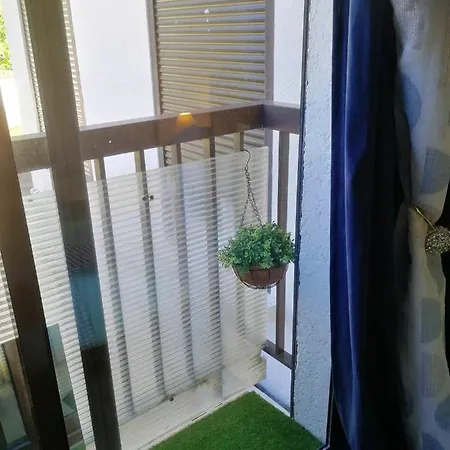 Proche Du Centre D'amiens 20 M² Balcon Apartamento